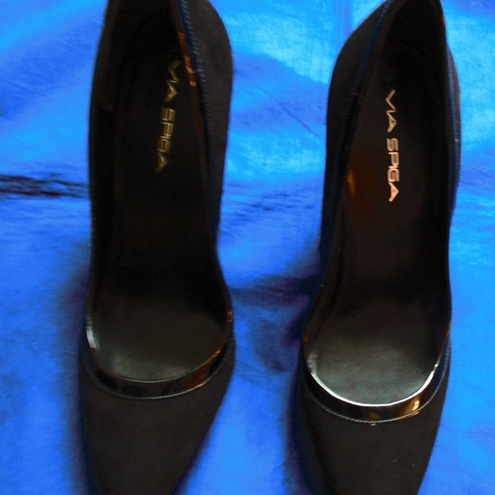 VIA SPIGA BLACK SUEDE HIGH HEEL SHOES-8.5M-NEW-W/LEATHER ACCENT-W/ORIGINAL BOX
